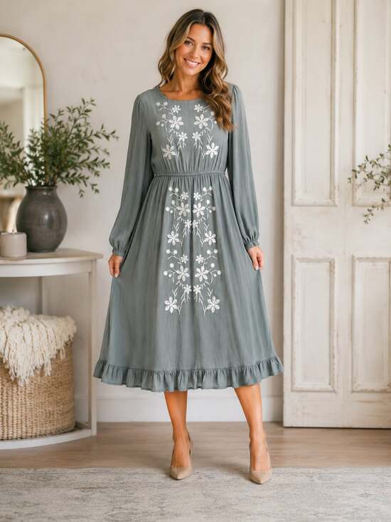 Hayden Los Angeles Dresses & Skirts - Hayden Los Angeles Embroidered Midi Dress 1XL Sage Green Boho Pockets